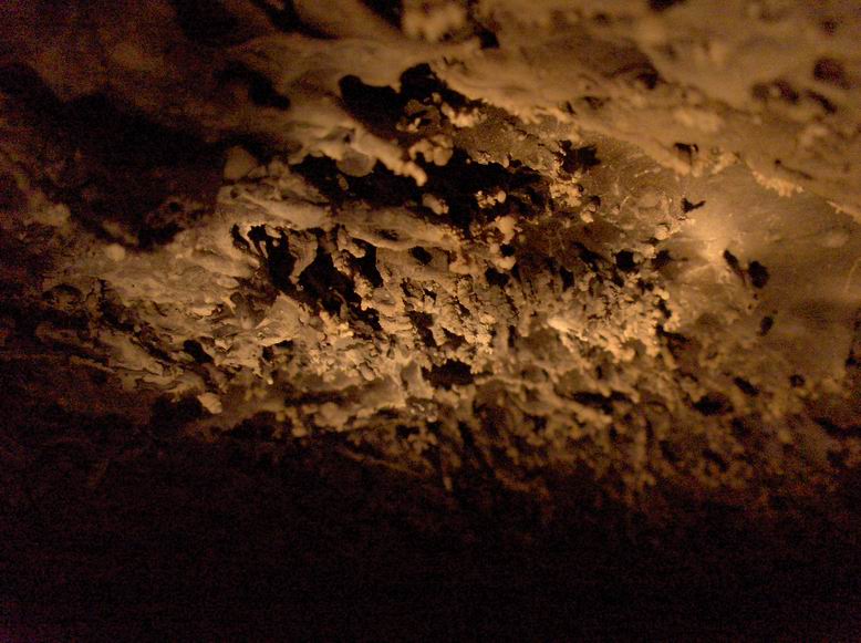 grotte di lava sull''ETNA